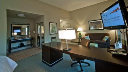 Hampton Inn & Suites Denison - image 8