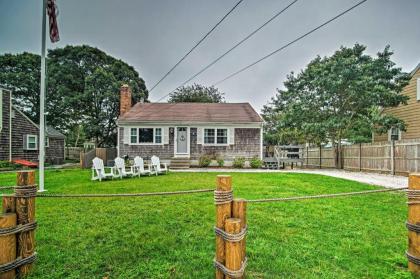 Charming Home with Deck and Grill Walk to Beach! - image 4