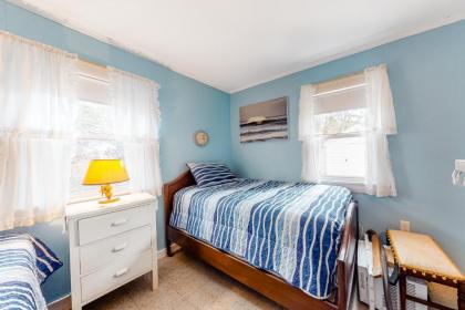 Uncle Rolfs Cozy Cottage - image 12
