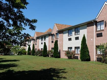 Best Western Denton Inn - image 12