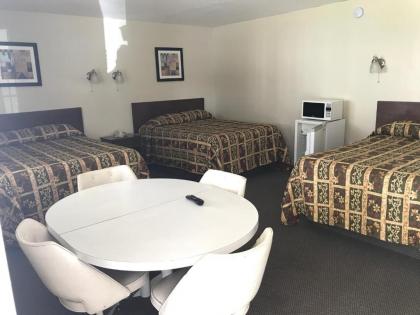 Penn Amish Motel - image 2