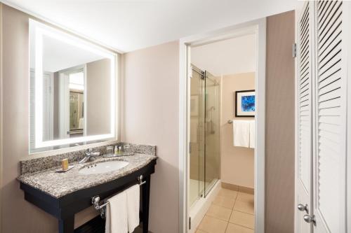 DoubleTree by Hilton Denver Cherry Creek CO - image 3