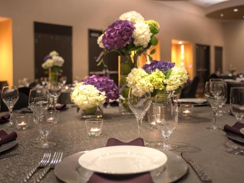 SpringHill Suites by Marriott Denver Downtown - image 4