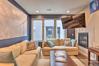 Chic Denver Escape with Rooftop Near Downtown Colorado