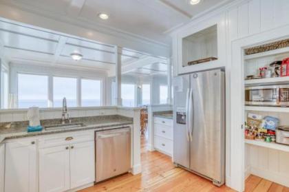 SeaGlass Cottage - image 4