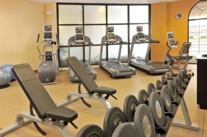 Embassy Suites Des Moines Downtown - image 3