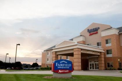 Fairfield Inn  Suites Des moines Airport Des moines