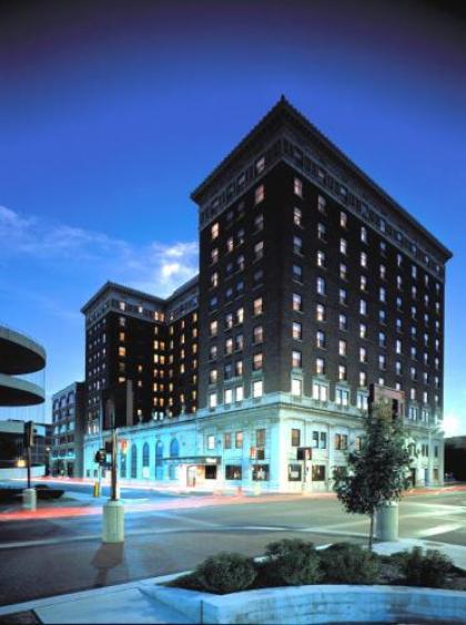 Hotel Fort Des moines Curio Collection By Hilton