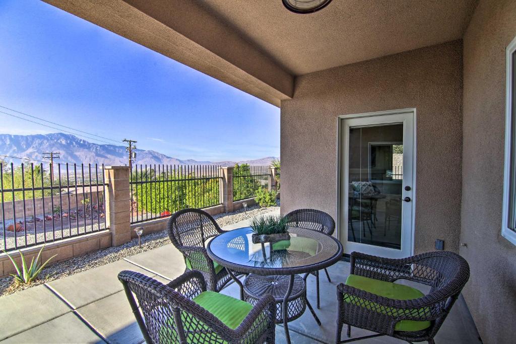 House with Mountain Views - 13 Mi to DT Palm Springs - image 4