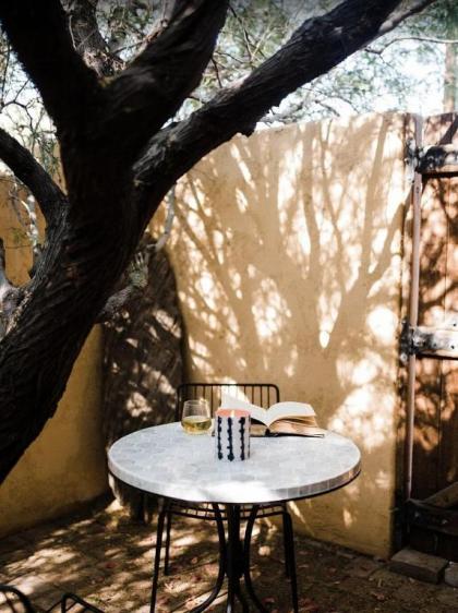 The Good House- Hot Spring Hideaway - image 8