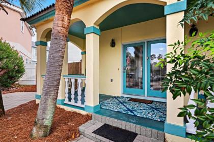 Terra Cotta: Tropical Dreams - image 5