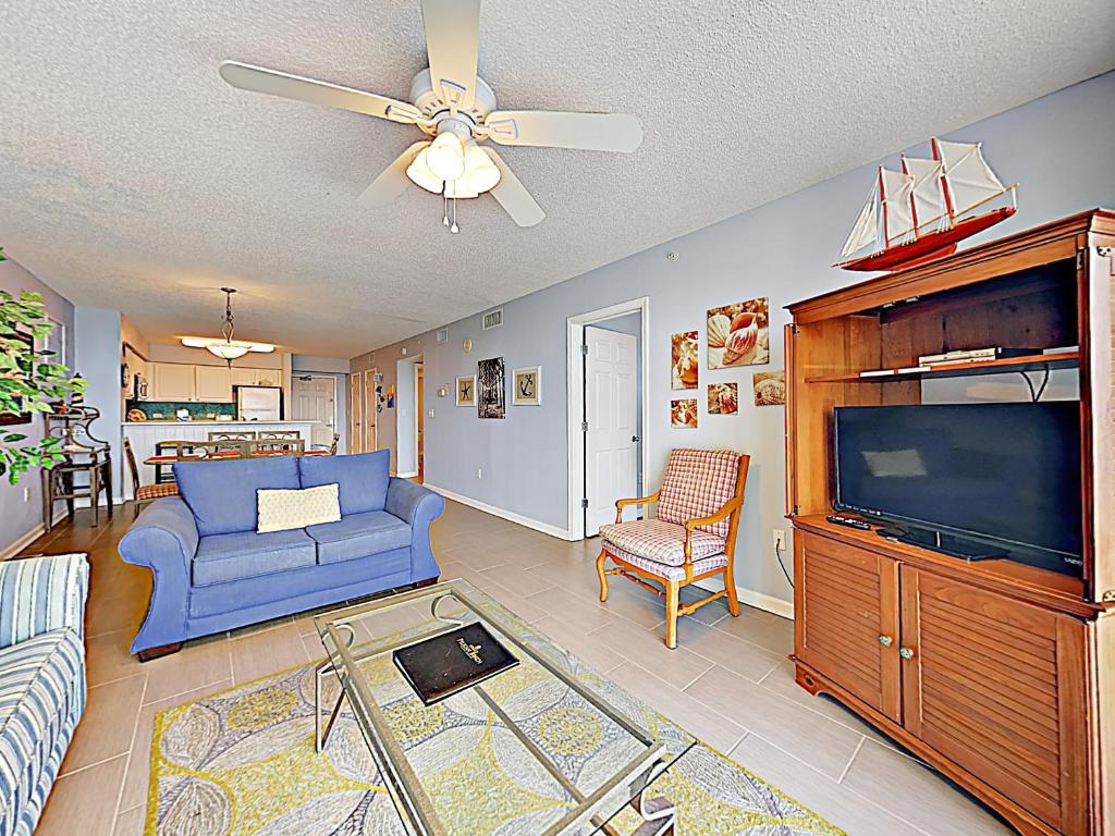 New Listing! Terrace at Pelican Beach with 2 Pools condo - image 2