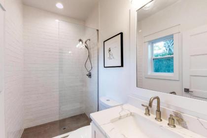 Cottages of Crystal Beach: Clipper Cove - image 2