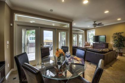 Casa Lontano by Five Star Properties - image 3