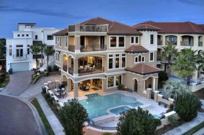 Gigglin marlin by Five Star Properties Destin