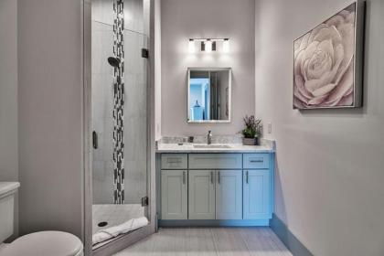 Luna Plata by Five Star Properties - image 12