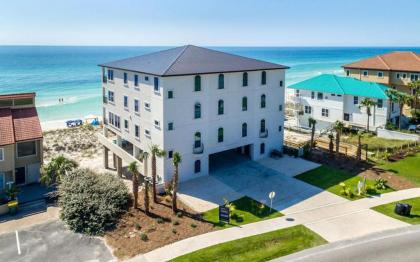 Luna Sol by Five Star Properties Destin