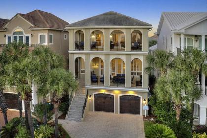 Villa Playa by Five Star Properties