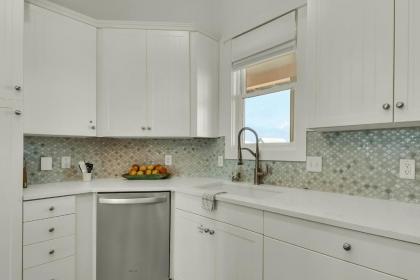 Palmetto Cottage - image 9