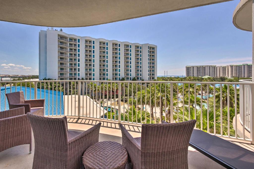 Palms of Destin Poolside Oasis - Walk to Beach! - main image