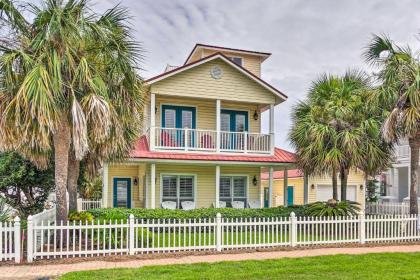Grand Destin Getaway - A Block to the Beach! - image 3