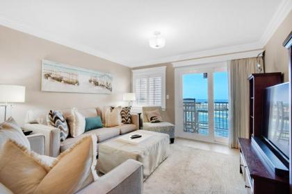 Holiday Surf & Racquet Club 216 by RealJoy Vacations