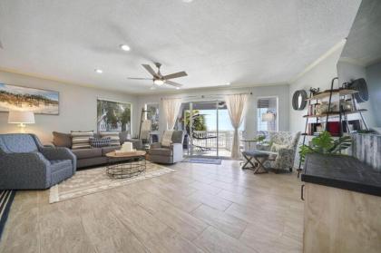 Dolphin Cove by Bliss Beach Rentals - image 8