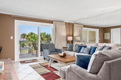 Unit 208 - East Gulf Front Gold Condo! Beach View 2nd Floor Accessibility! - image 7