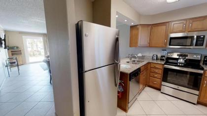 Unit 102 - Easy Private Beach Pool access with this East View Gold Unit