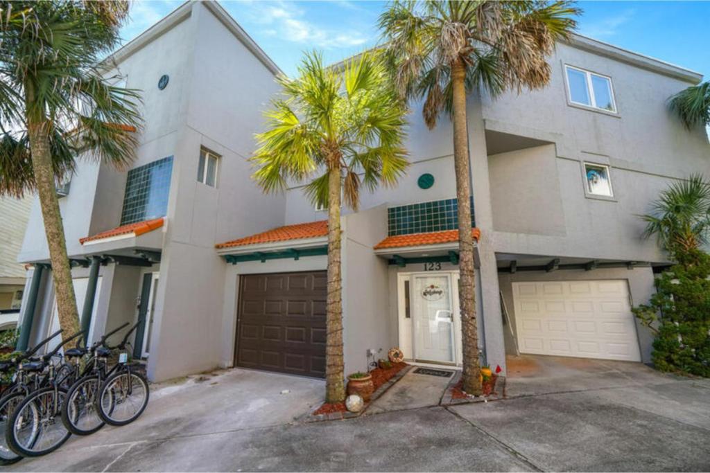 Family Tides by Bliss Beach Rentals - image 4