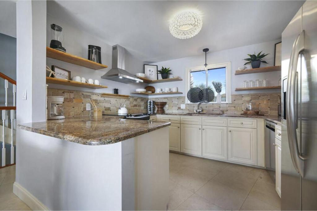 Family Tides by Bliss Beach Rentals - image 5
