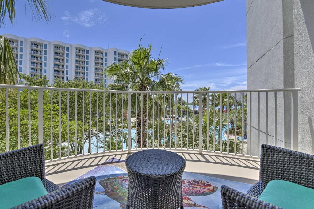 Ideal Destin Destination Condo 1 Mi to Beach - main image