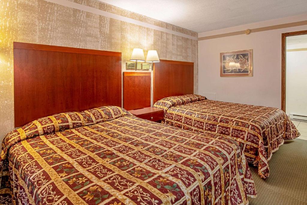 Rodeway Inn - image 6