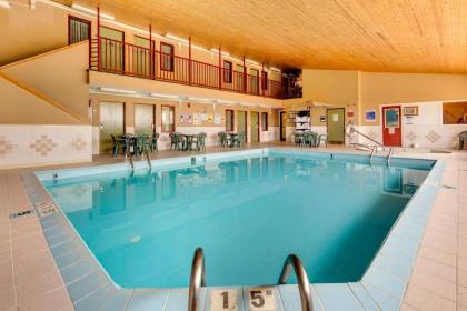 Fireside Inn and Suites - image 14