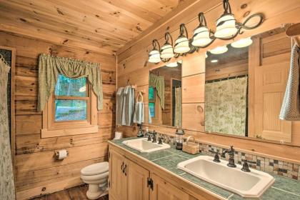 Spacious Pet-Friendly Cabin in Sky Valley! - image 14