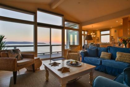 Sea Glass! AMAZING VIEWS!!!! On the Bluff! Walk to Beach! Hot Tub!! BBQ! Fast WiFi! A Dillon Beach Jewel!!! - image 7