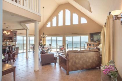 Tide Pool! PERFECT Location! AMAZING views! Short Walk to Beach! Hot Tub!! Game Room!! BBQ!! Fast WiFi!! Dog Friendly! - image 14