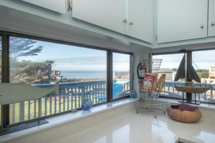 Knot-a-Care! Hot Tub!! Walk to Beach!! BBQ! Fast WiFi!! - image 14
