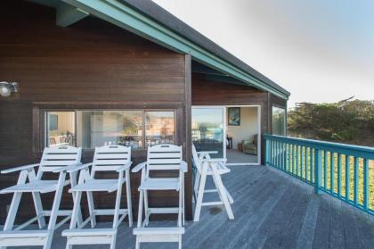 Knot-a-Care! Hot Tub!! Walk to Beach!! BBQ! Fast WiFi!! - image 4