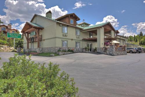Dillon Inn - main image