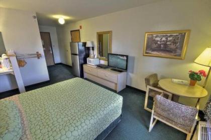 Dillon Inn - image 2