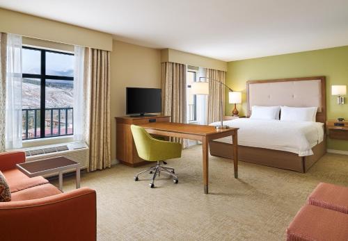 Hampton Inn & Suites Silverthorne - image 4