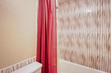 Debbie's Den - image 5