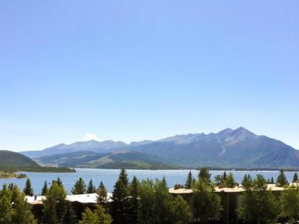 New Listing! Beautiful New Mountain-View Condo Condo - image 4