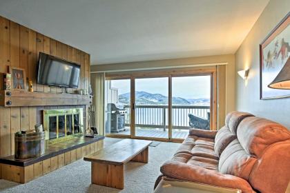 Scenic Dillon Condo with Hot tub and mountain Views