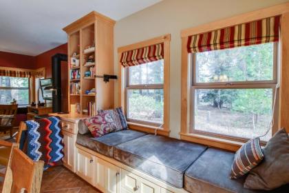 Bristlecone Beach Retreat - image 14