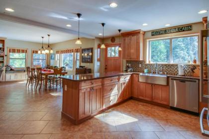 Bristlecone Beach Retreat - image 8