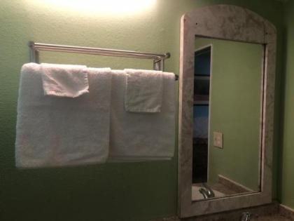 Seminole Inn - image 11