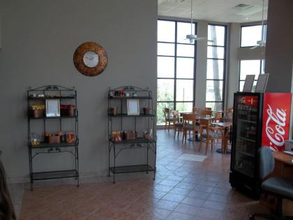 Victoria Palms Inn and Suites - image 13