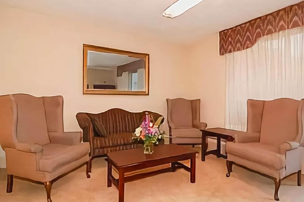 OYO Hotel Doswell Kings Dominion - image 7